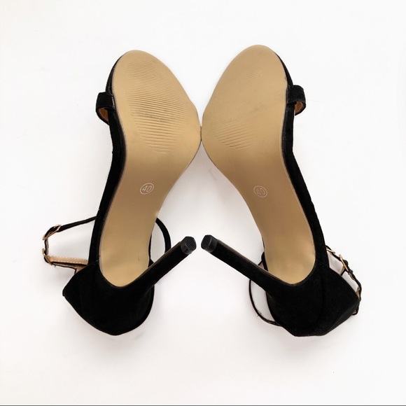 Leather Strappy Sandals Sz 10 Like New - Picture 6 of 7